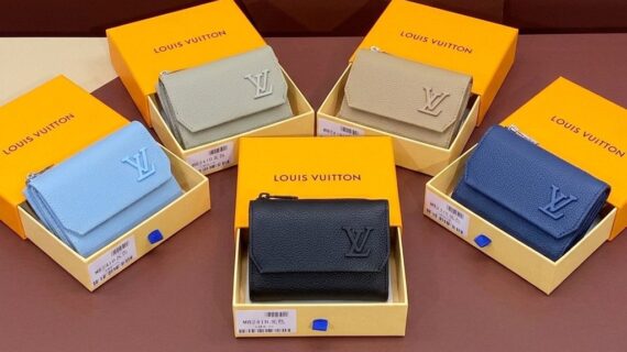 路易威登 Aerogram Slender Pilot LV 钱包 5色可选 极简旅行奢华的巅峰之作