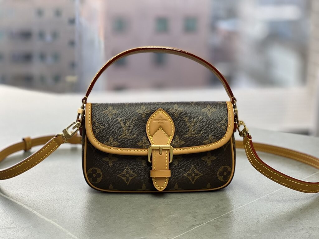 路易威登 Louis Vuitton LV Nano Diane 老花法棍包 顶级复刻版详情介绍 1:1 原厂品质