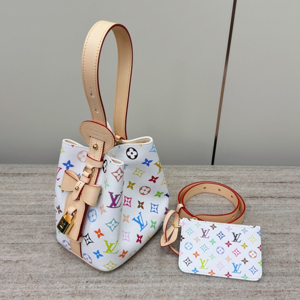 Louis Vuitton 路易威登 LV Allinbb 三彩水桶包 Takashi Murakami 经典美学