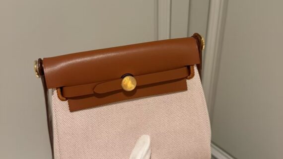 Hermès 爱马仕 Herbag Zip Mini帆布斜挎包 入门天菜原厂渠道鉴定级细节解析 Hermès 爱马仕 Herbag Zip Mini帆布斜挎包 入门天菜原厂渠道鉴定级细节解析
