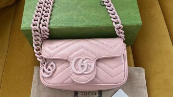 古驰 磨砂粉色链条迷你包 Gucci GG Marmont 顶级原厂皮