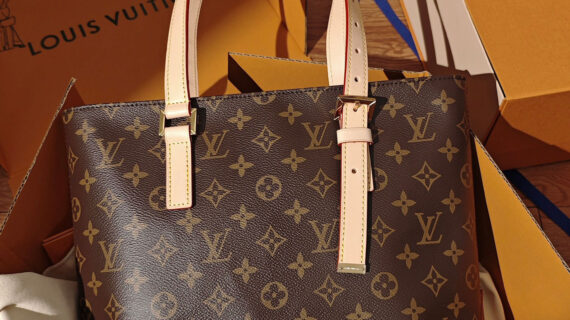 路易威登 LV Piano 手袋 2024秋冬款 顶级原厂渠道货复刻详情 路易威登 LV Piano 手袋 2024秋冬款 顶级原厂渠道货复刻详情