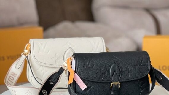 Louis Vuitton 路易威登 Diane 黛安包 法棍包全皮压花原单级品质深度解析 Louis Vuitton 路易威登 Diane 黛安包 法棍包全皮压花原单级品质深度解析