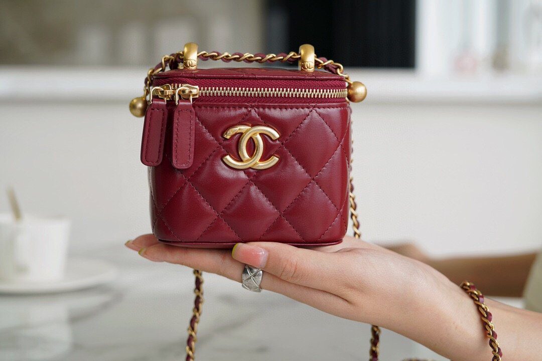 Chanel 香奈儿 2021高级手工坊双金球 Mini 盒子包 酒红色 原厂小牛皮 奢侈品高仿复刻推荐 2