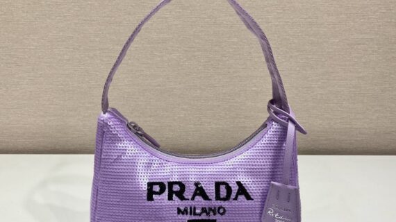 普拉达 PRADA 薰衣草紫腋下包 亮片Hobo Re-Edition 2000 1NE515 普拉达 PRADA 薰衣草紫腋下包 亮片Hobo Re-Edition 2000 1NE515