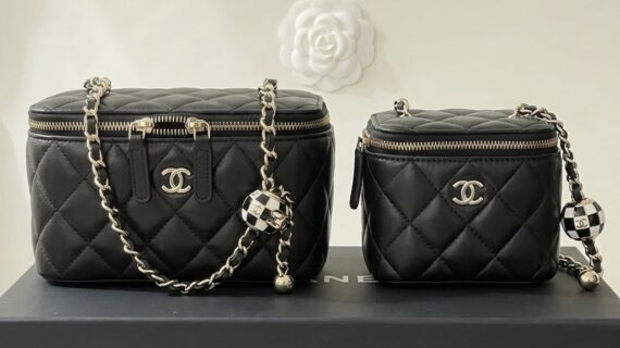 香奈儿顶级原厂皮化妆包 | Chanel 黑白格金珠调节扣方胖子 | 天花板级复刻