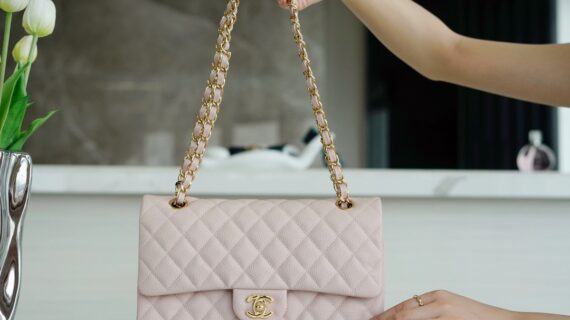 Chanel 香奈儿 Classic Flap (CF) 鱼子酱中号 25cm 顶级原厂皮版本