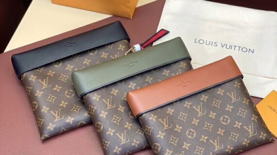 路易威登 Louis Vuitton LV 手拿包 Pochette Tuileries 顶级高仿 路易威登 Louis Vuitton LV 手拿包 Pochette Tuileries 顶级高仿
