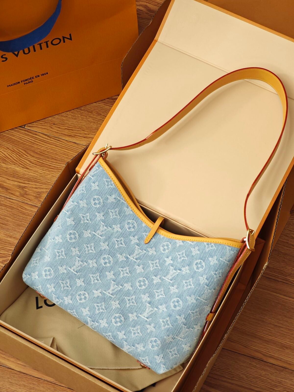 路易威登 Carryall PM 手提包 29cm LV By The Pool 系列 Monogram 丹宁蓝 - 图片 5