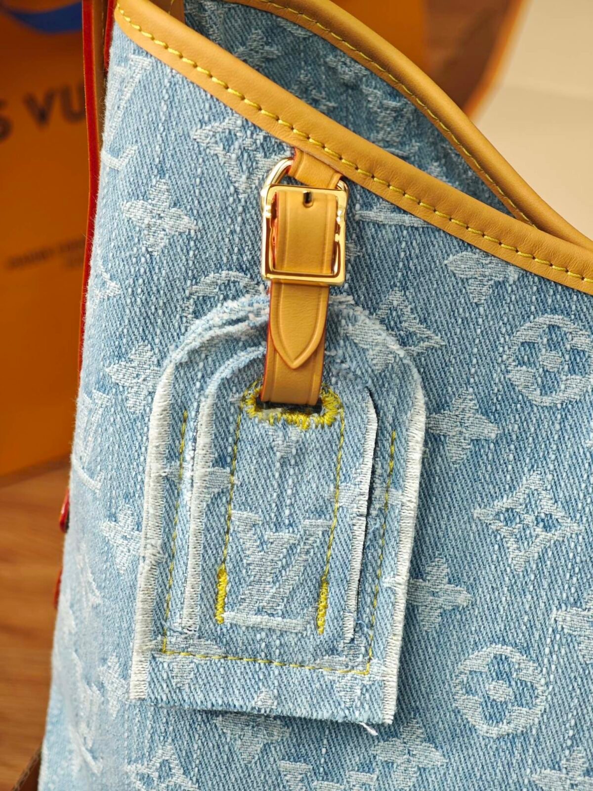 路易威登 Carryall PM 手提包 29cm LV By The Pool 系列 Monogram 丹宁蓝 - 图片 6