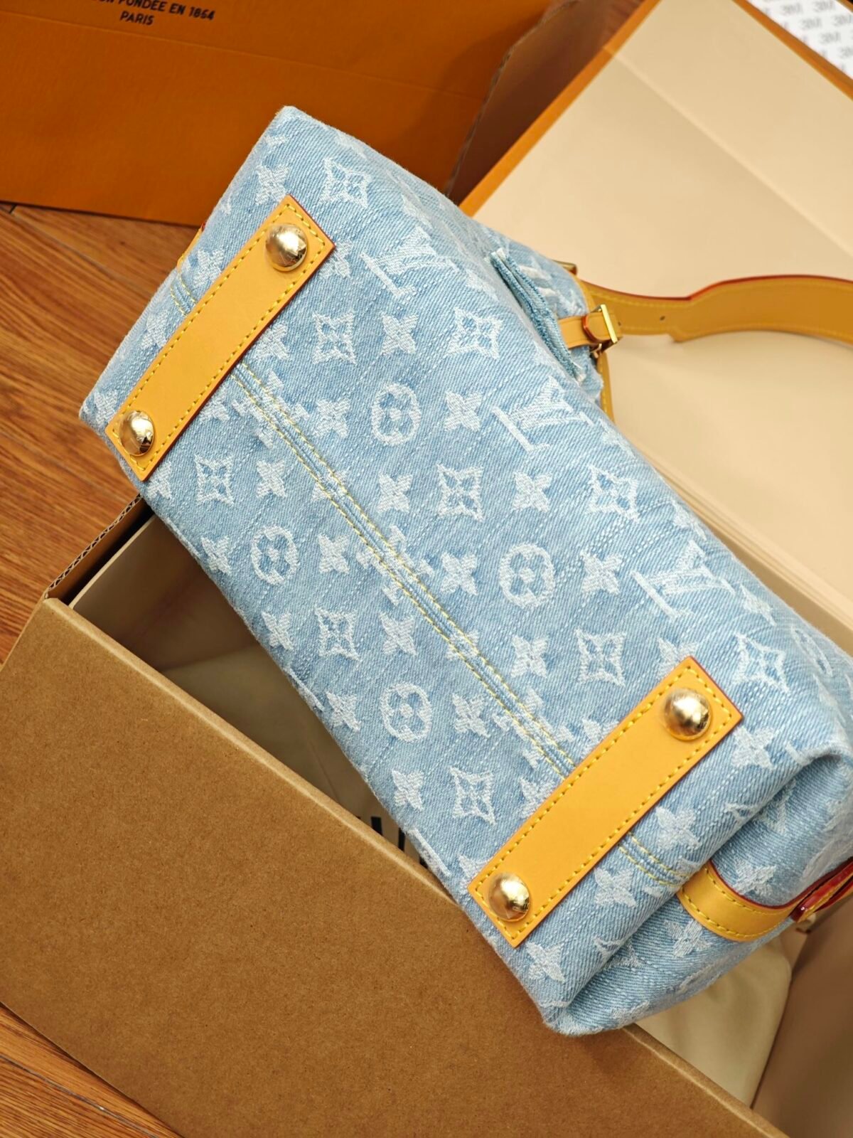 路易威登 Carryall PM 手提包 29cm LV By The Pool 系列 Monogram 丹宁蓝 - 图片 7