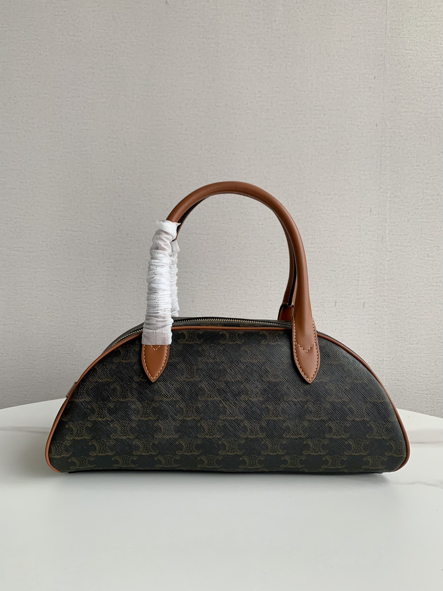 赛琳 Celine TECKEL 中号凯旋门印花牛皮手袋 复古腊肠包 1