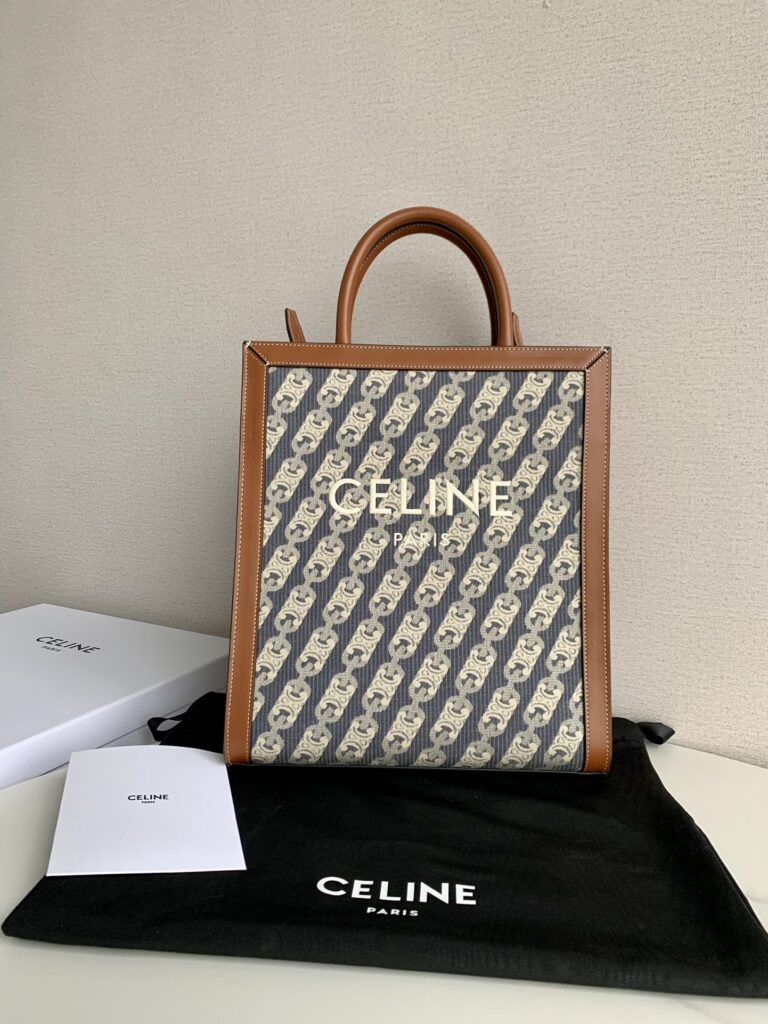 Celine 赛琳 凯旋门提花刺绣琴谱包 Vertical Cabas 小号迷你托特包 – Image 1 Celine 赛琳 凯旋门提花刺绣琴谱包 Vertical Cabas 小号迷你托特包 – Image 1