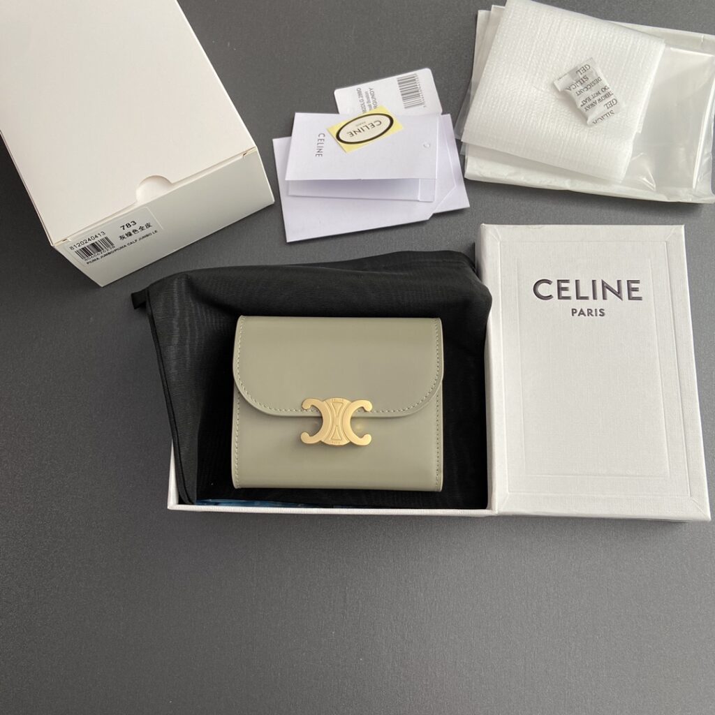 赛琳 CELINE 凯旋门短款钱包9.5cm 6款配色 经典Triomphe系列 – Image 2 赛琳 CELINE 凯旋门短款钱包9.5cm 6款配色 经典Triomphe系列 – Image 2