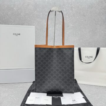 CELINE 赛琳凯旋门老花竖版托特包 26x34cm 折叠购物袋 CELINE 赛琳凯旋门老花竖版托特包 26x34cm 折叠购物袋