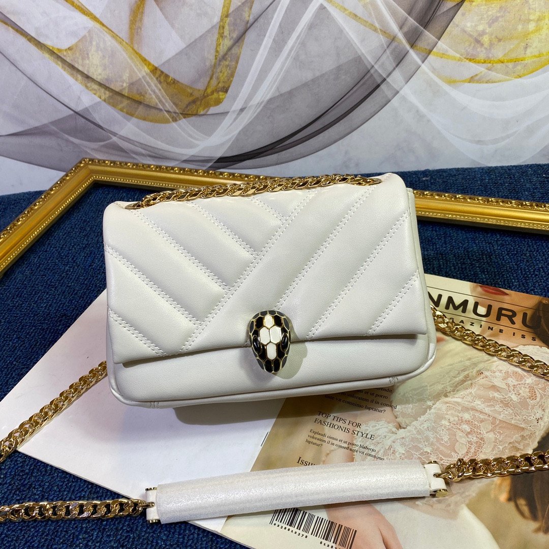 1-295.jpeg BVLGARI 宝格丽 Serpenti Forever 系列人字纹绗缝小牛皮单肩包22.5cm 女士斜挎手提包 配蛇头搭扣 - 图片 2