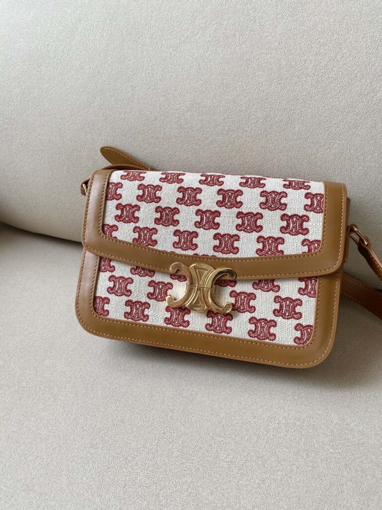 赛琳 CELINE 凯旋门中号帆布拼接皮革单肩包 22.5cm 复古老花刺绣翻盖包 – Image 3 赛琳 CELINE 凯旋门中号帆布拼接皮革单肩包 22.5cm 复古老花刺绣翻盖包 – Image 3