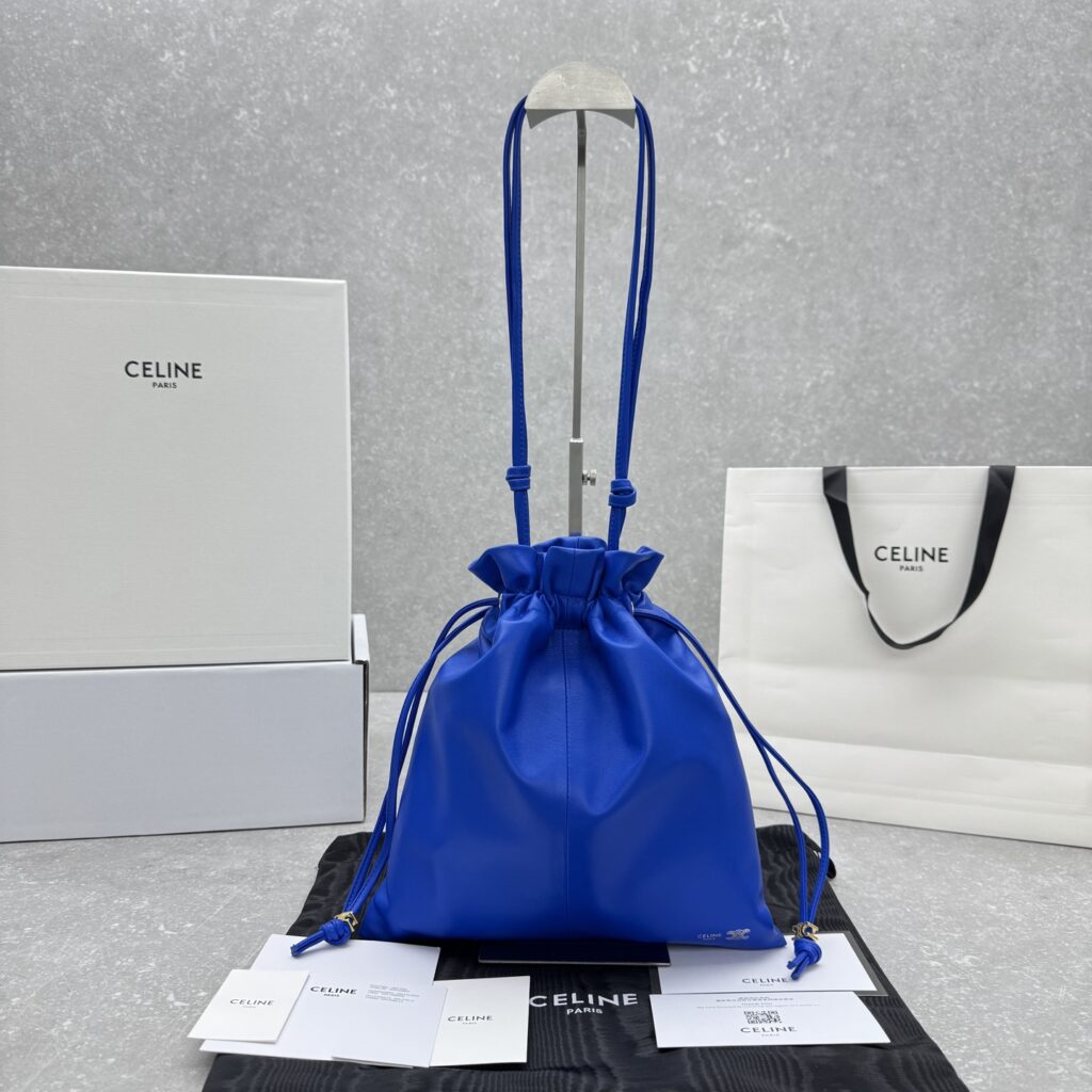 CELINE思琳 CRYSTAL 抽绳福袋包 27x31cm 顶级软皱小羊皮云朵包 – Image 8 CELINE思琳 CRYSTAL 抽绳福袋包 27x31cm 顶级软皱小羊皮云朵包 – Image 8