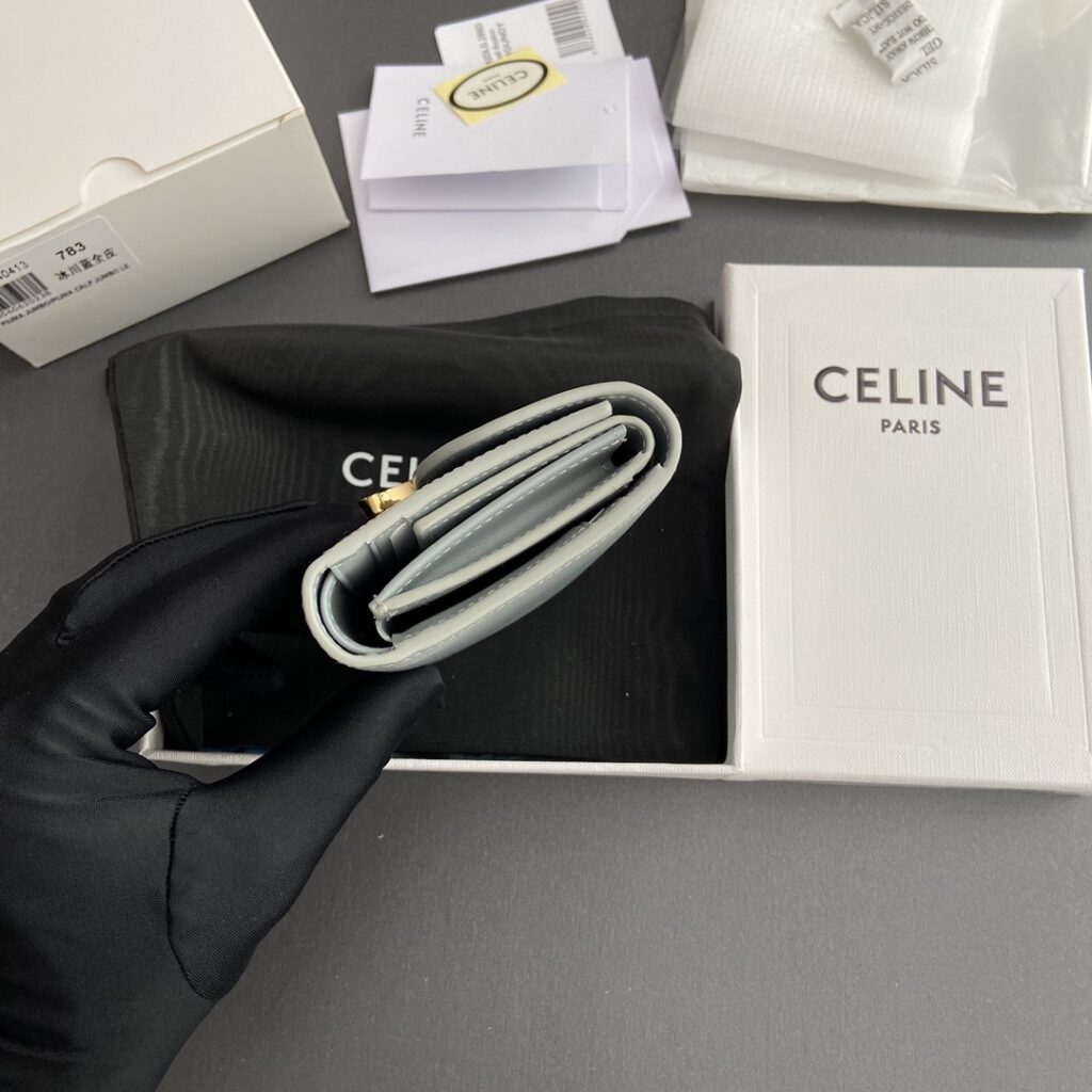 赛琳 CELINE 凯旋门短款钱包9.5cm 6款配色 经典Triomphe系列 – Image 5 赛琳 CELINE 凯旋门短款钱包9.5cm 6款配色 经典Triomphe系列 – Image 5