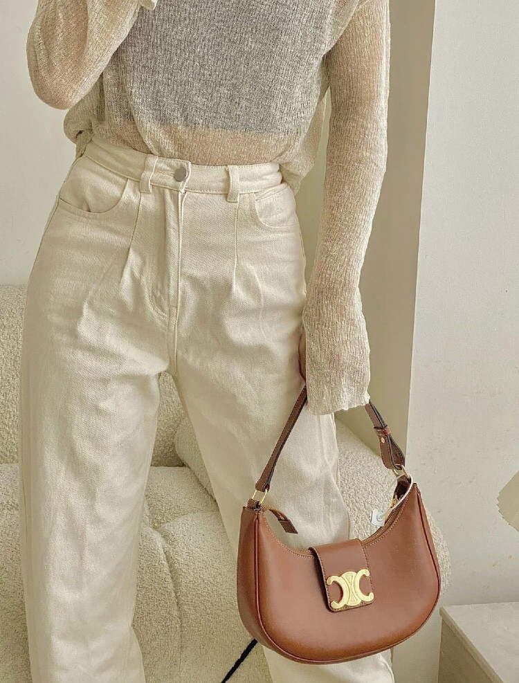 CELINE 赛琳 棕色牛皮凯旋门腋下包 AVA TRIOMPHE 经典复古半月包23cm – Image 9 CELINE 赛琳 棕色牛皮凯旋门腋下包 AVA TRIOMPHE 经典复古半月包23cm – Image 9