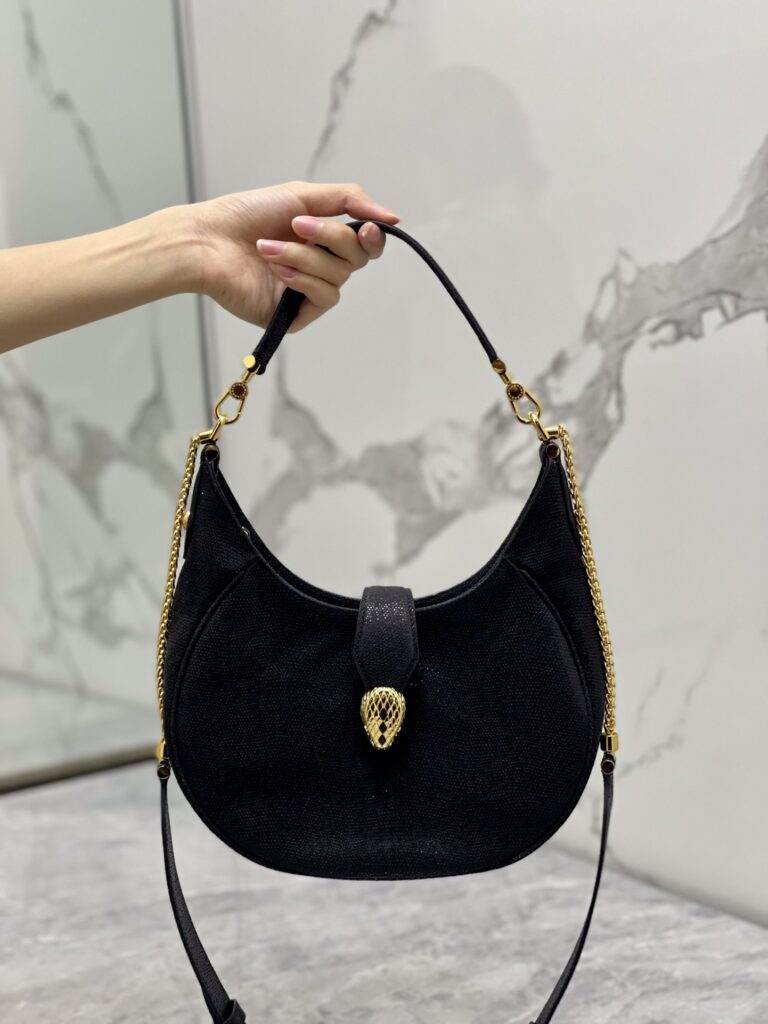 BVLGARI 宝格丽 SERPENTI ELLIPSE系列大号新月斜挎包 经典蛇头时尚单肩手提女包 4色可选 – Image 10 BVLGARI 宝格丽 SERPENTI ELLIPSE系列大号新月斜挎包 经典蛇头时尚单肩手提女包 4色可选 – Image 10