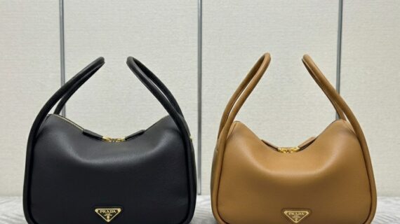 普拉达 Prada 精灵耳Lindy琳迪包 25cm 手提单肩包1BA451 普拉达 Prada 精灵耳Lindy琳迪包 25cm 手提单肩包1BA451