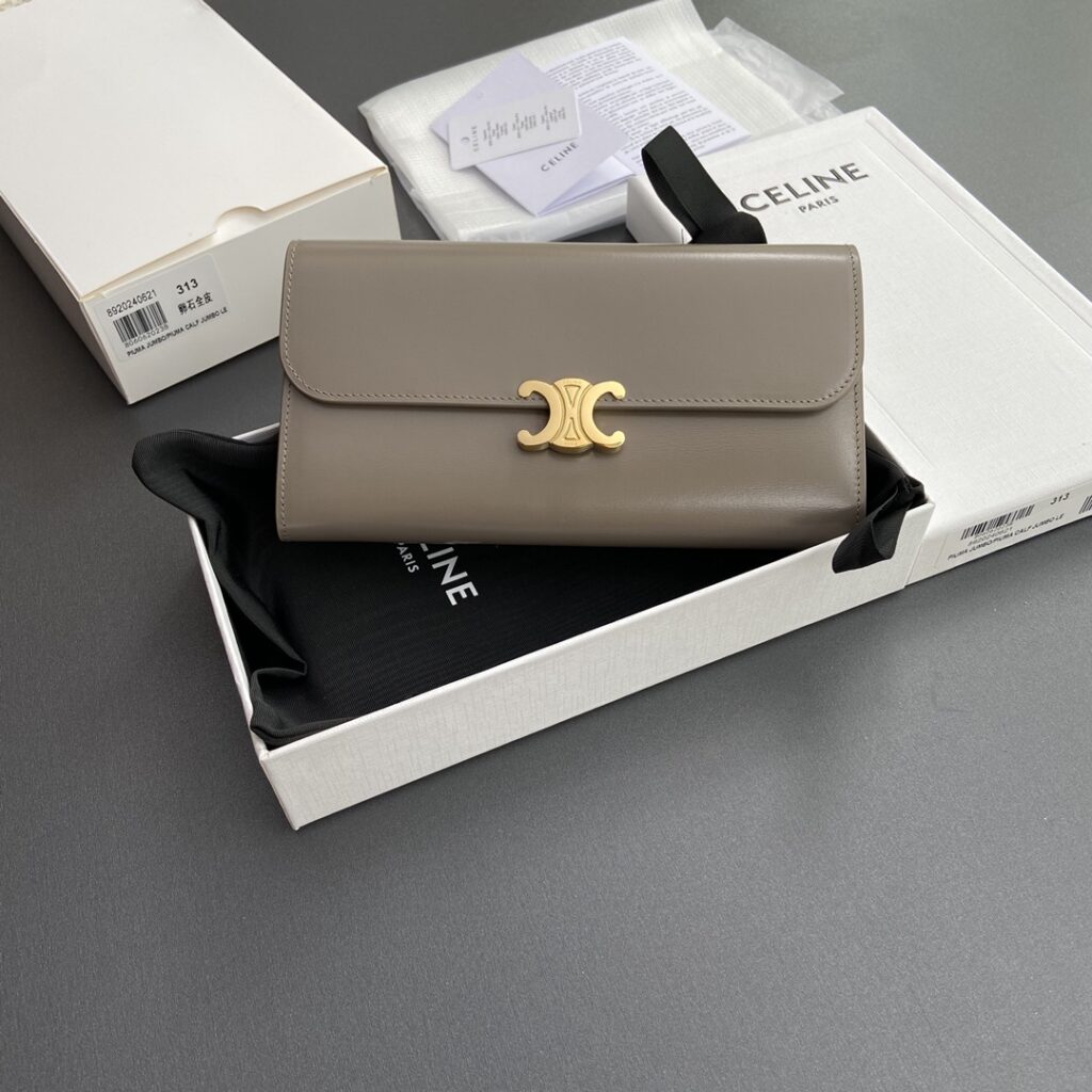 CELINE 赛琳 TRIOMPHE 凯旋门大号翻盖钱包19cm WOC 经典老花、黑色与卵石色小牛皮 – Image 12 CELINE 赛琳 TRIOMPHE 凯旋门大号翻盖钱包19cm WOC 经典老花、黑色与卵石色小牛皮 – Image 12