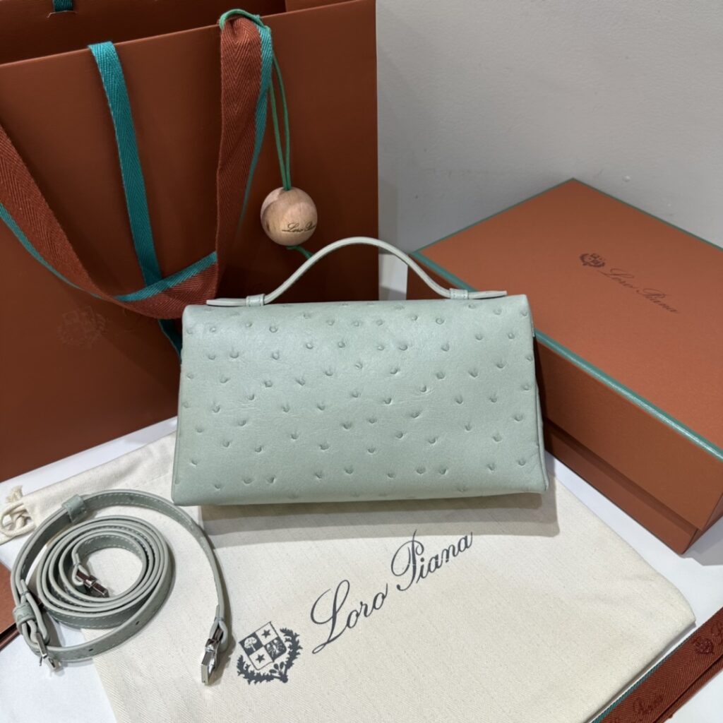 诺悠翩雅 Loro Piana Extra Pocket L19 鸵鸟纹包包 顶级老钱风手提斜挎包 6色 – Image 7 诺悠翩雅 Loro Piana Extra Pocket L19 鸵鸟纹包包 顶级老钱风手提斜挎包 6色 – Image 7