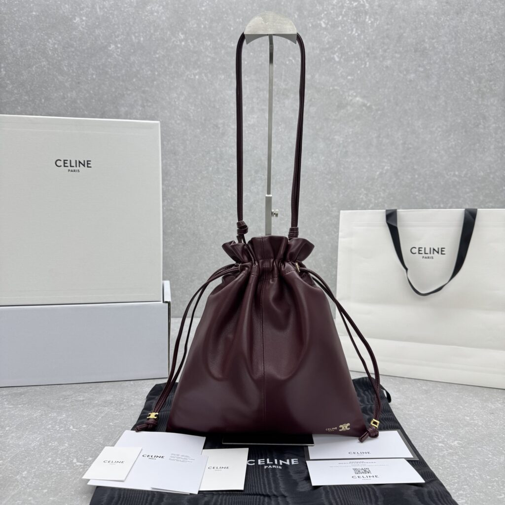 CELINE思琳 CRYSTAL 抽绳福袋包 27x31cm 顶级软皱小羊皮云朵包 – Image 10 CELINE思琳 CRYSTAL 抽绳福袋包 27x31cm 顶级软皱小羊皮云朵包 – Image 10