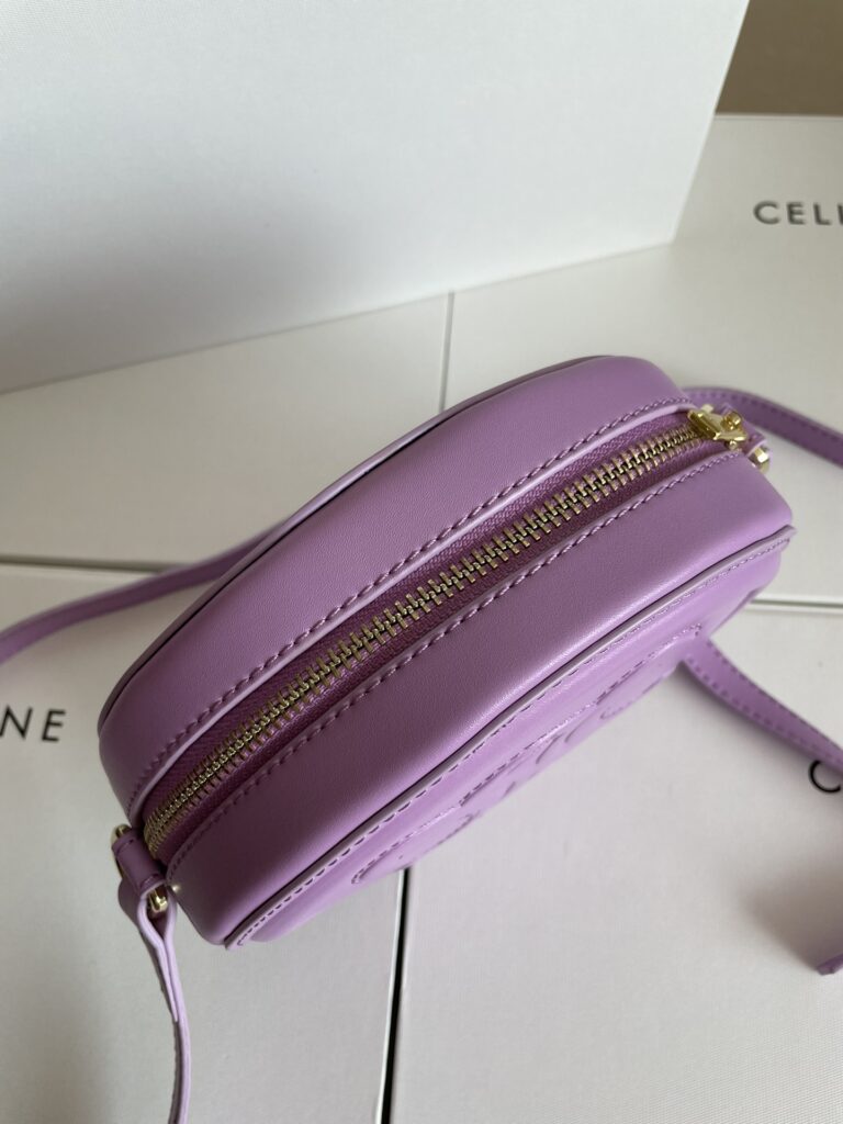 赛琳 CELINE 光滑牛皮椭圆形斜挎包16cm 小月饼包 多色可选 TRIOMPHE 标志印花 – Image 15 赛琳 CELINE 光滑牛皮椭圆形斜挎包16cm 小月饼包 多色可选 TRIOMPHE 标志印花 – Image 15