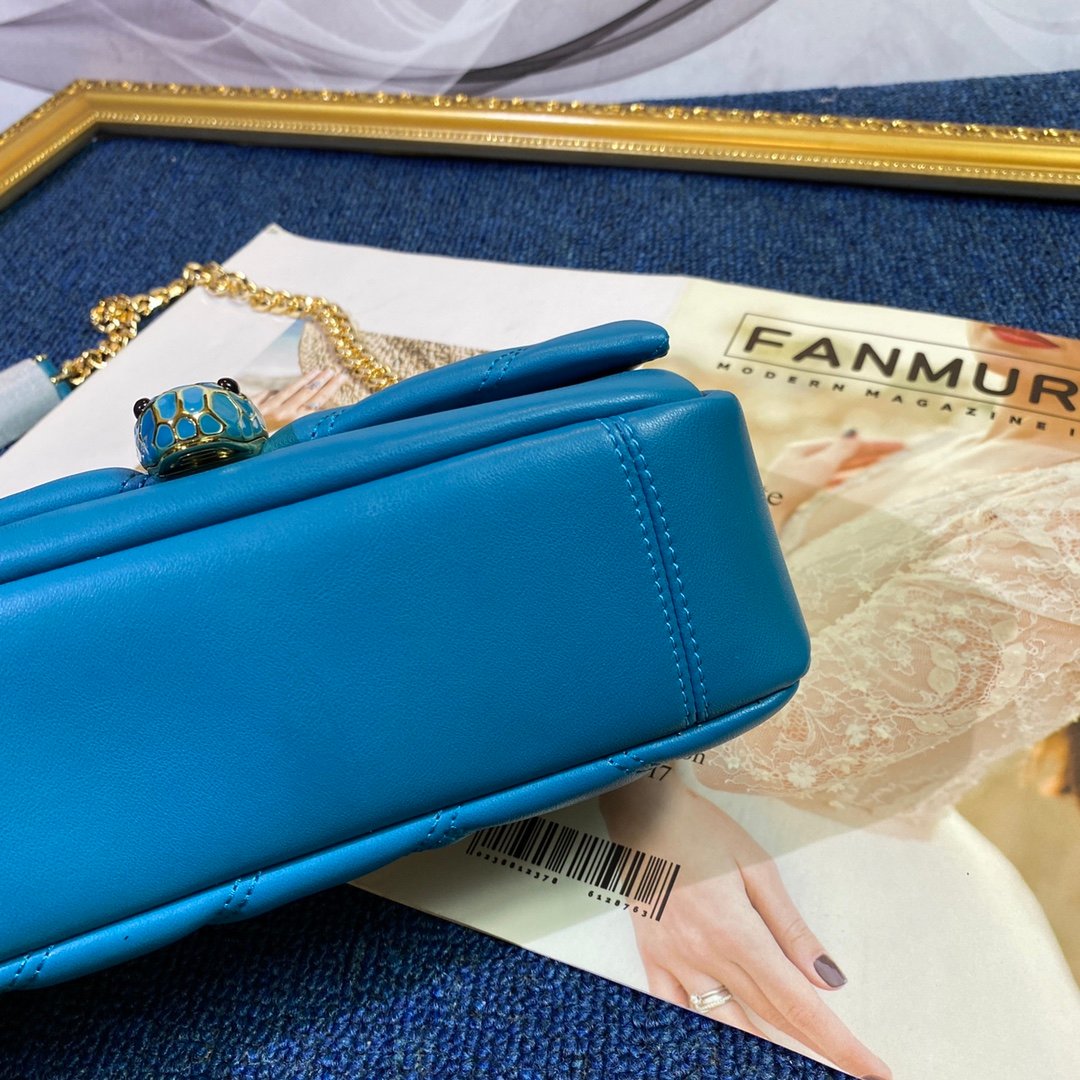 25-53.jpeg BVLGARI 宝格丽 Serpenti Forever 系列人字纹绗缝小牛皮单肩包22.5cm 女士斜挎手提包 配蛇头搭扣 - 图片 11