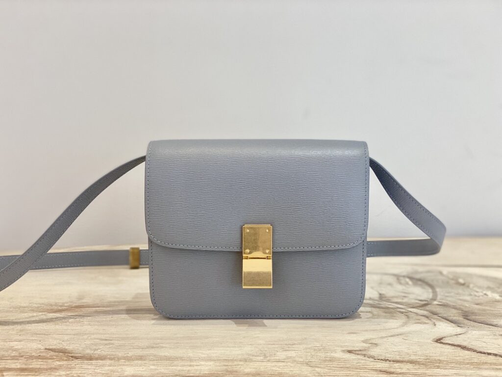 赛琳 Celine 小号豆腐包 18.5cm 抛光和水波纹小牛皮 Box Teen 8款配色斜挎包 – Image 8 赛琳 Celine 小号豆腐包 18.5cm 抛光和水波纹小牛皮 Box Teen 8款配色斜挎包 – Image 8