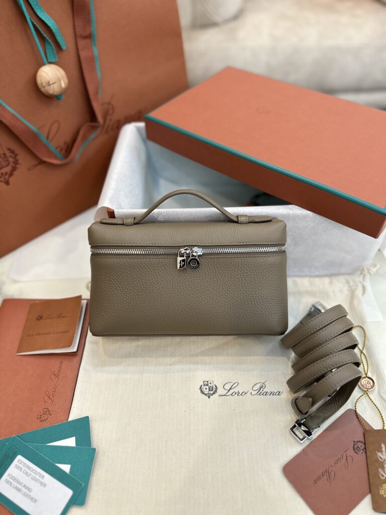 Loro Piana 诺悠翩雅 Extra Pocket L19 饭盒包 可斜挎肩背手提包 全颜色可选 – Image 7 Loro Piana 诺悠翩雅 Extra Pocket L19 饭盒包 可斜挎肩背手提包 全颜色可选 – Image 7