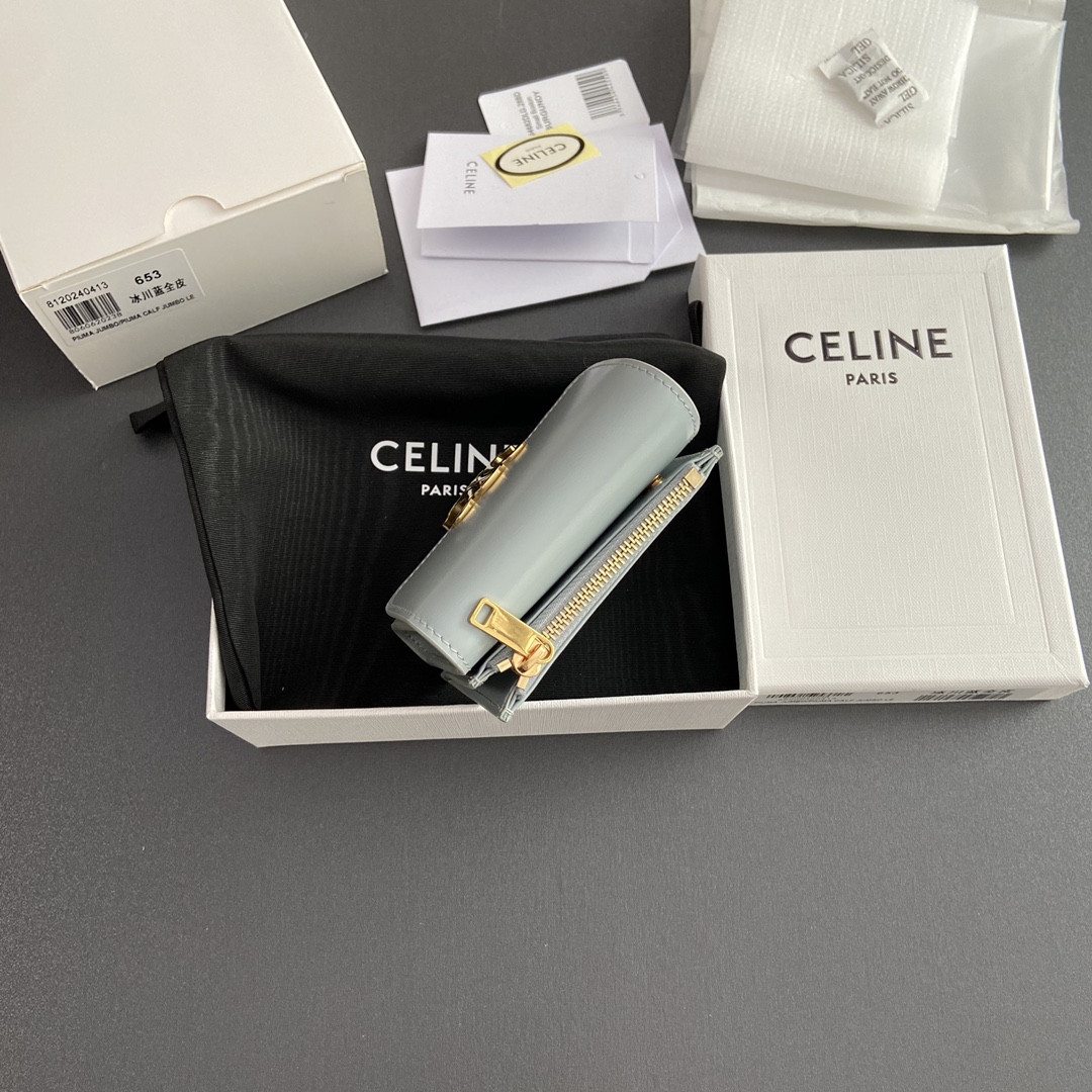 赛琳 CELINE 凯旋门亮泽牛皮短款钱包 TRIOMPHE 冰川蓝/卵石 5色迷你皮夹 – Image 4 赛琳 CELINE 凯旋门亮泽牛皮短款钱包 TRIOMPHE 冰川蓝/卵石 5色迷你皮夹 – Image 4