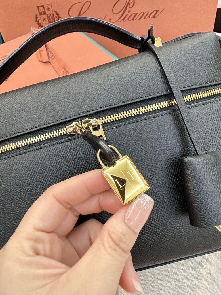 Loro Piana 诺悠翩雅 Extra Bag L27盒饭包 轻奢风天花板手提包 全系列十余色 – Image 8 Loro Piana 诺悠翩雅 Extra Bag L27盒饭包 轻奢风天花板手提包 全系列十余色 – Image 8