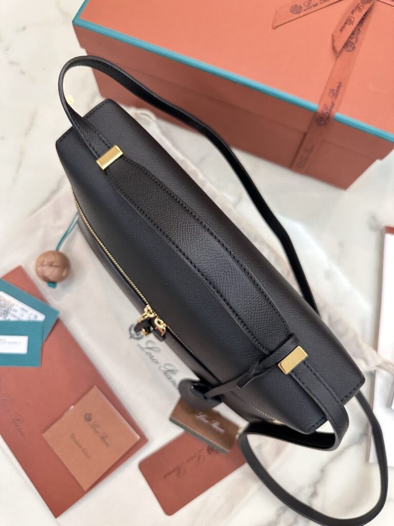 Loro Piana 诺悠翩雅 Extra Bag L27盒饭包 轻奢风天花板手提包 全系列十余色 – Image 10 Loro Piana 诺悠翩雅 Extra Bag L27盒饭包 轻奢风天花板手提包 全系列十余色 – Image 10