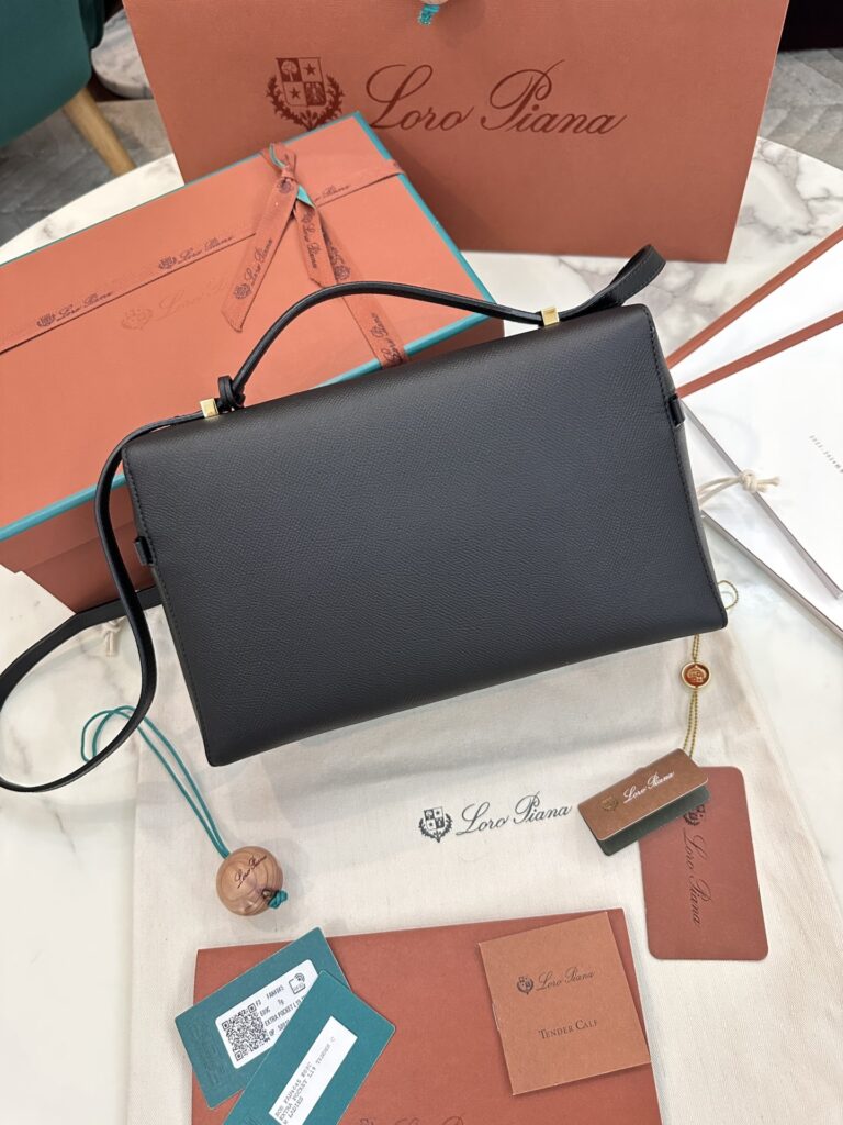 Loro Piana 诺悠翩雅 Extra Bag L27盒饭包 轻奢风天花板手提包 全系列十余色 – Image 12 Loro Piana 诺悠翩雅 Extra Bag L27盒饭包 轻奢风天花板手提包 全系列十余色 – Image 12