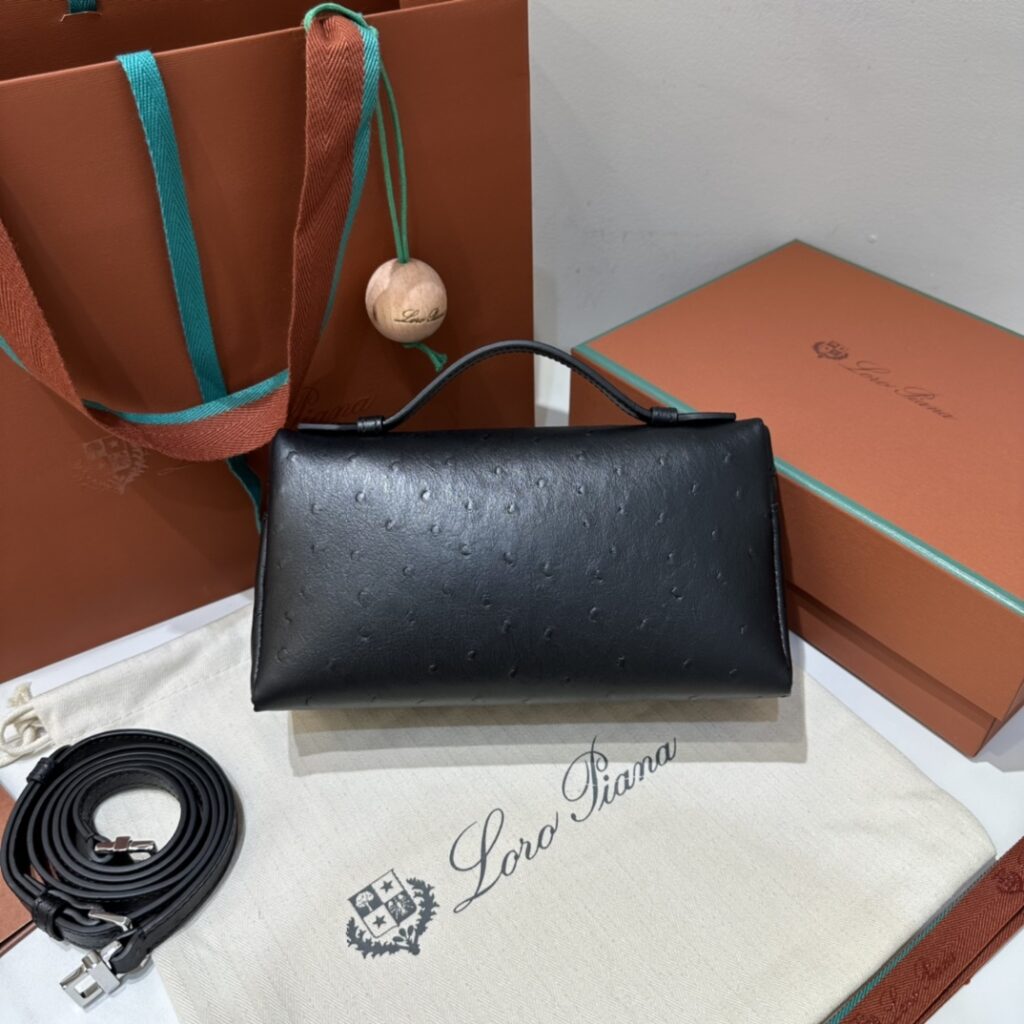 诺悠翩雅 Loro Piana Extra Pocket L19 鸵鸟纹包包 顶级老钱风手提斜挎包 6色 – Image 11 诺悠翩雅 Loro Piana Extra Pocket L19 鸵鸟纹包包 顶级老钱风手提斜挎包 6色 – Image 11