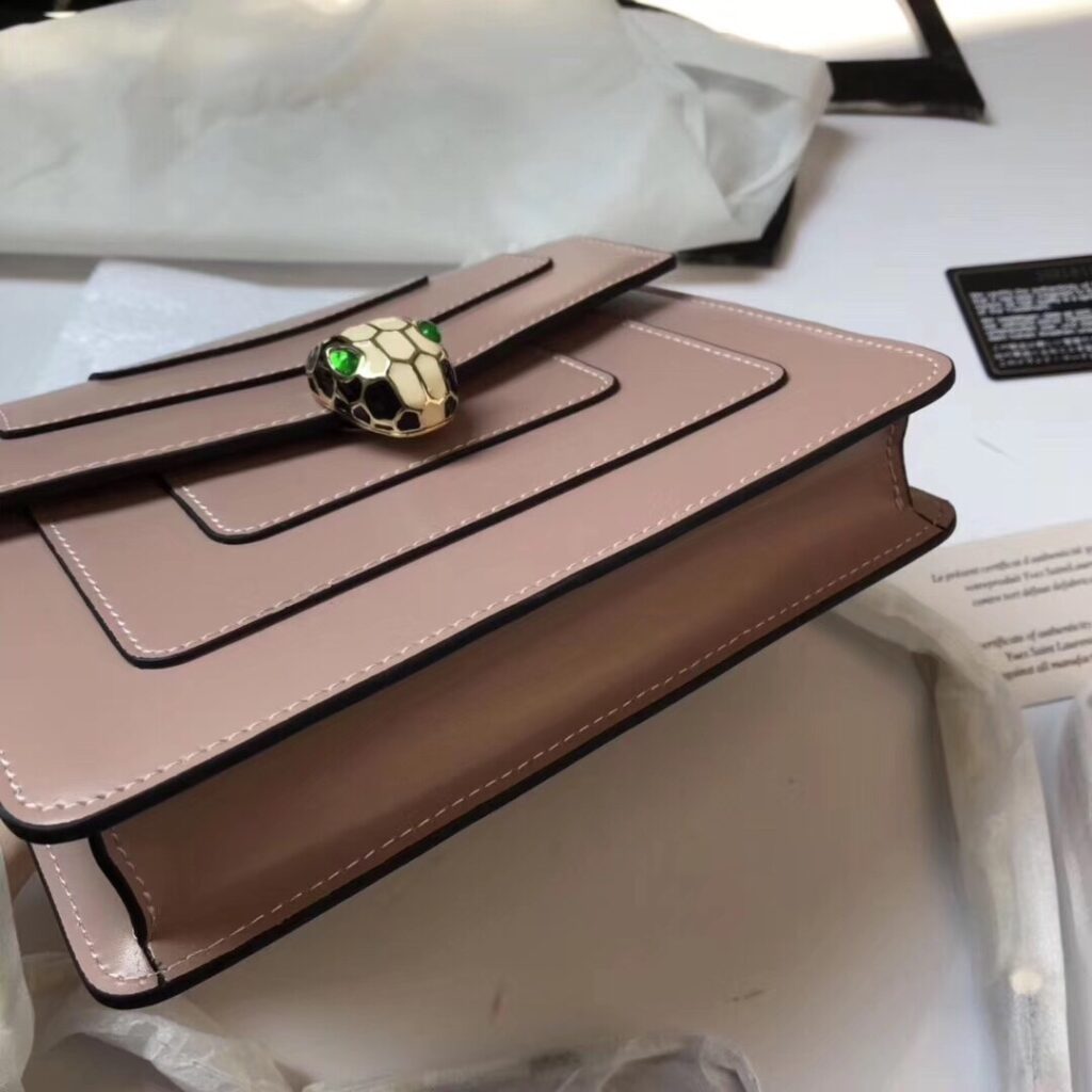 宝格丽 BVLGARI Serpenti 蛇头包 20cm小号单链条单肩斜挎包 进口牛皮6色 – Image 3 宝格丽 BVLGARI Serpenti 蛇头包 20cm小号单链条单肩斜挎包 进口牛皮6色 – Image 3