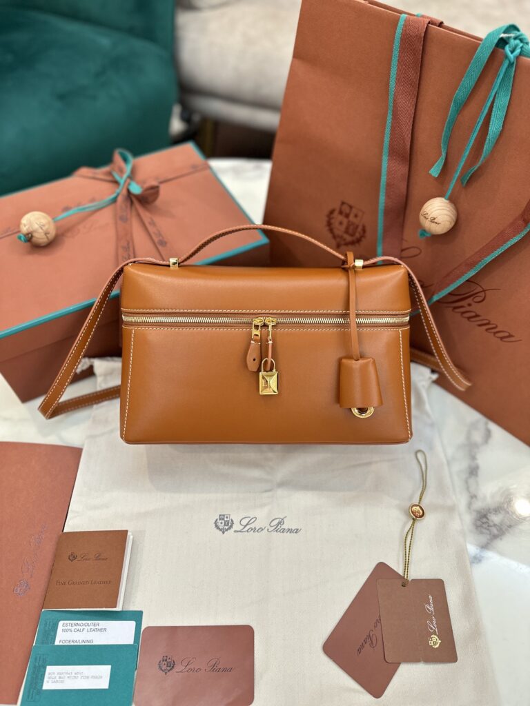 Loro Piana 诺悠翩雅 Extra Bag L27盒饭包 轻奢风天花板手提包 全系列十余色 – Image 17 Loro Piana 诺悠翩雅 Extra Bag L27盒饭包 轻奢风天花板手提包 全系列十余色 – Image 17