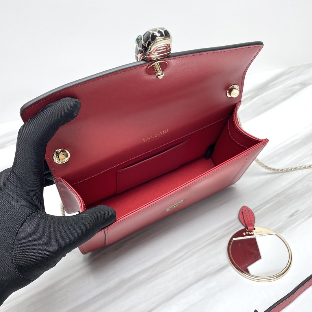 9-170.jpeg BVLGARI 宝格丽 Serpenti Forever 小牛皮斜挎包22.5cm 蛇头珐琅扣链条单肩包 4色可选 - 图片 9
