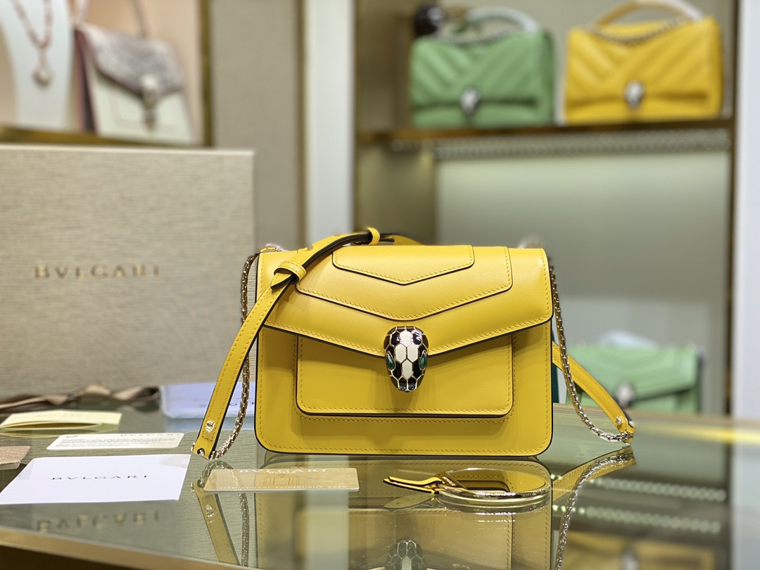 BVLGARI 宝格丽 Serpenti Forever 经典蛇头包 雏菊花托帕石色小牛皮单肩斜挎包19cm – Image 1 BVLGARI 宝格丽 Serpenti Forever 经典蛇头包 雏菊花托帕石色小牛皮单肩斜挎包19cm – Image 1
