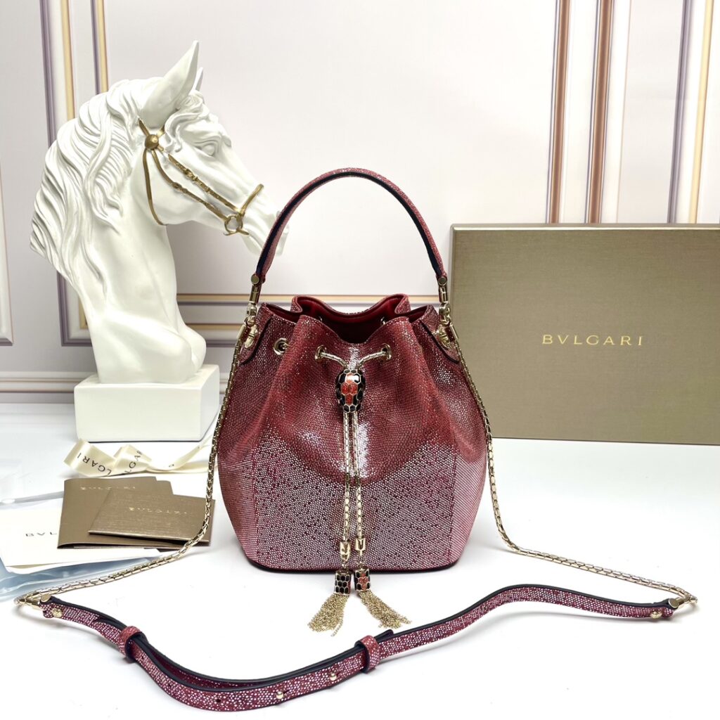 BVLGARI 宝格丽 经典蛇头包 限量水桶包 真皮单肩斜挎包7色 – Image 8 BVLGARI 宝格丽 经典蛇头包 限量水桶包 真皮单肩斜挎包7色 – Image 8
