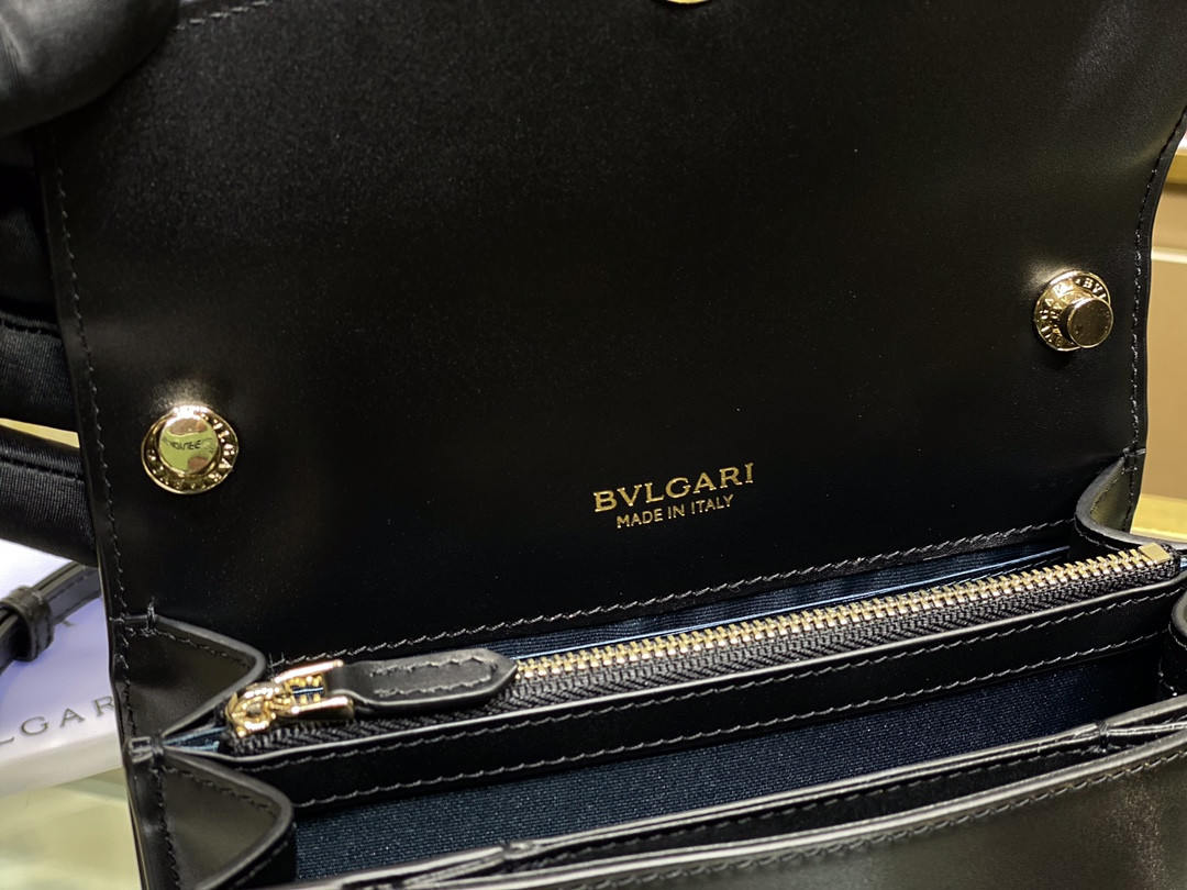 BVLGARI 宝格丽 Serpenti Forever 经典蛇头包 雏菊花托帕石色小牛皮单肩斜挎包19cm – Image 16 BVLGARI 宝格丽 Serpenti Forever 经典蛇头包 雏菊花托帕石色小牛皮单肩斜挎包19cm – Image 16
