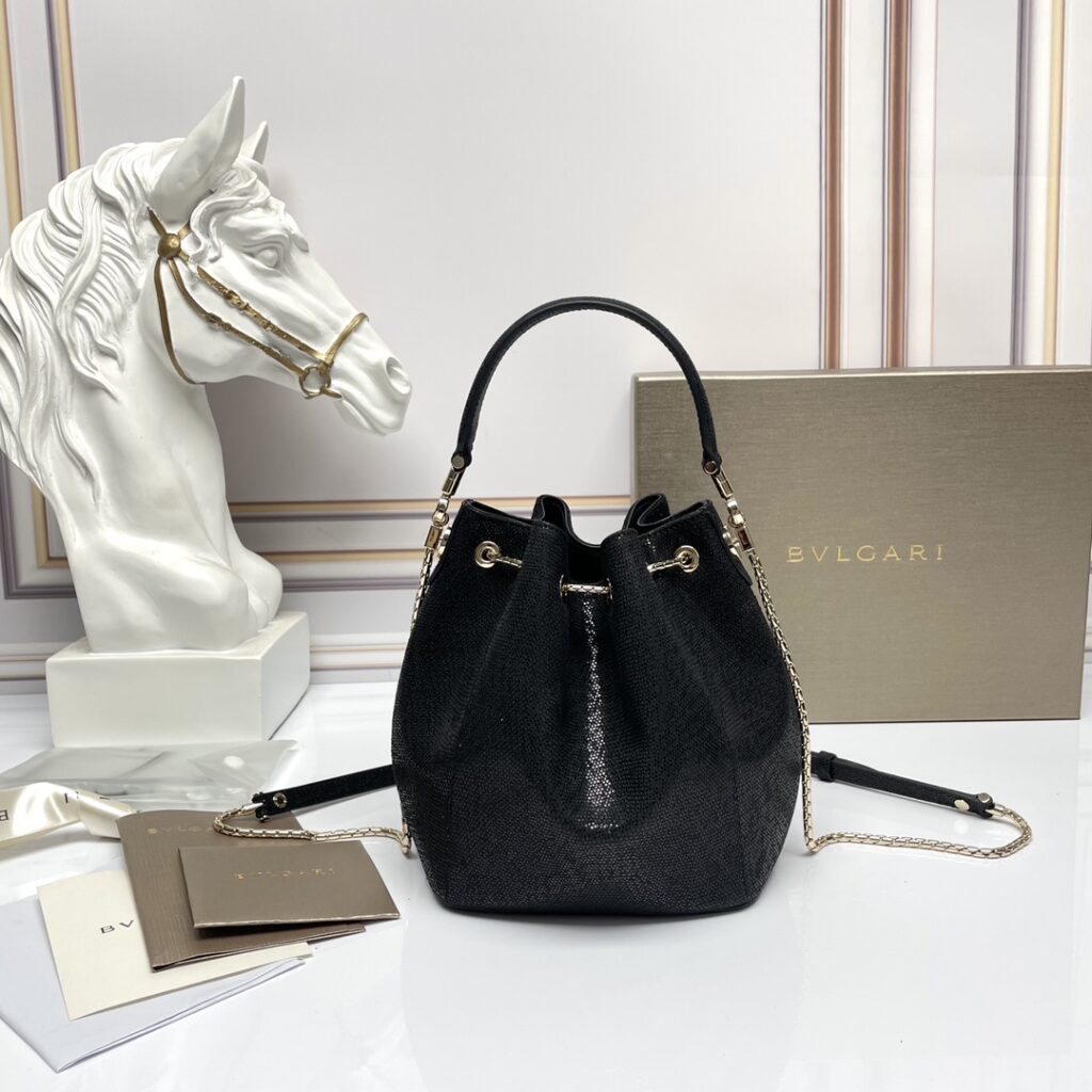 BVLGARI 宝格丽 经典蛇头包 限量水桶包 真皮单肩斜挎包7色 – Image 13 BVLGARI 宝格丽 经典蛇头包 限量水桶包 真皮单肩斜挎包7色 – Image 13